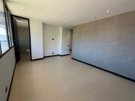 Apartamento en arriendo en Cola Del Zorro, Medellín · foto 15 de 22