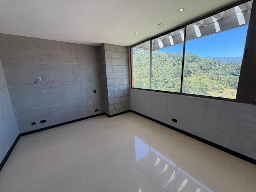 Apartamento en arriendo en Cola Del Zorro, Medellín · foto 18 de 22