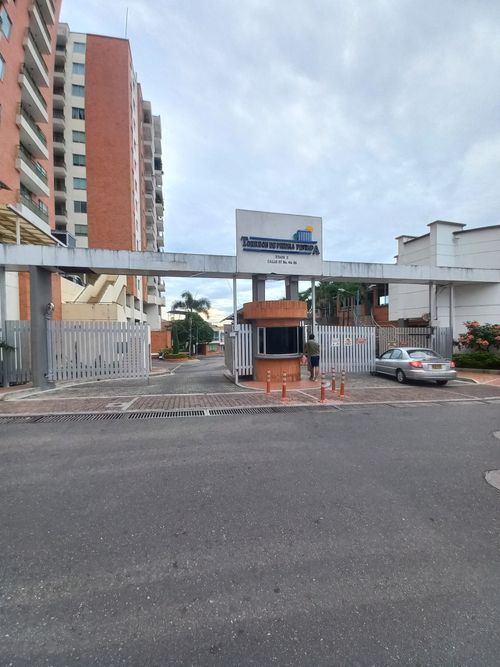 Apartaestudio en arriendo en Picaleña Y Mirolindo, Ibagué, 54 m² · foto 2 de 24