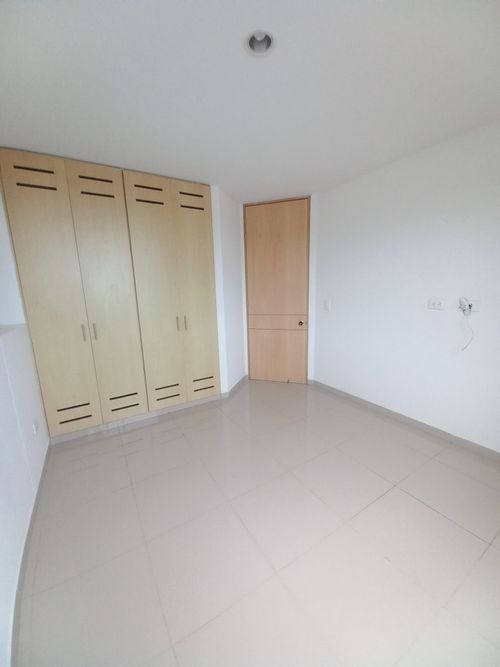 Apartaestudio en arriendo en Picaleña Y Mirolindo, Ibagué, 54 m² · foto 11 de 24
