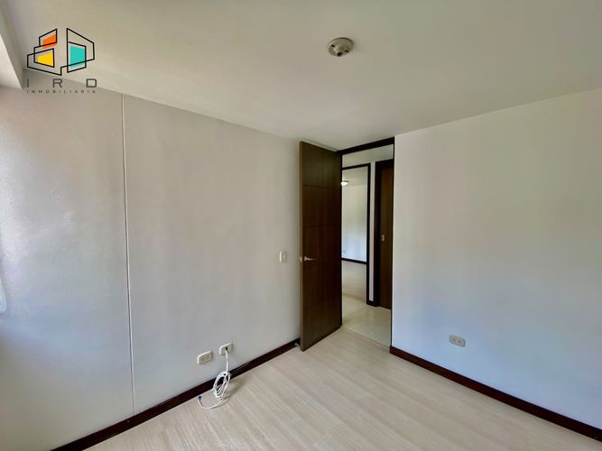 Apartamento en venta en Loma De San Jose, Sabaneta · foto 10 de 24
