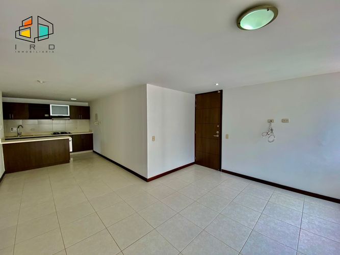 Apartamento en venta en Loma De San Jose, Sabaneta · foto 3 de 24