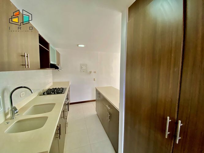 Apartamento en venta en Loma De San Jose, Sabaneta · foto 7 de 24