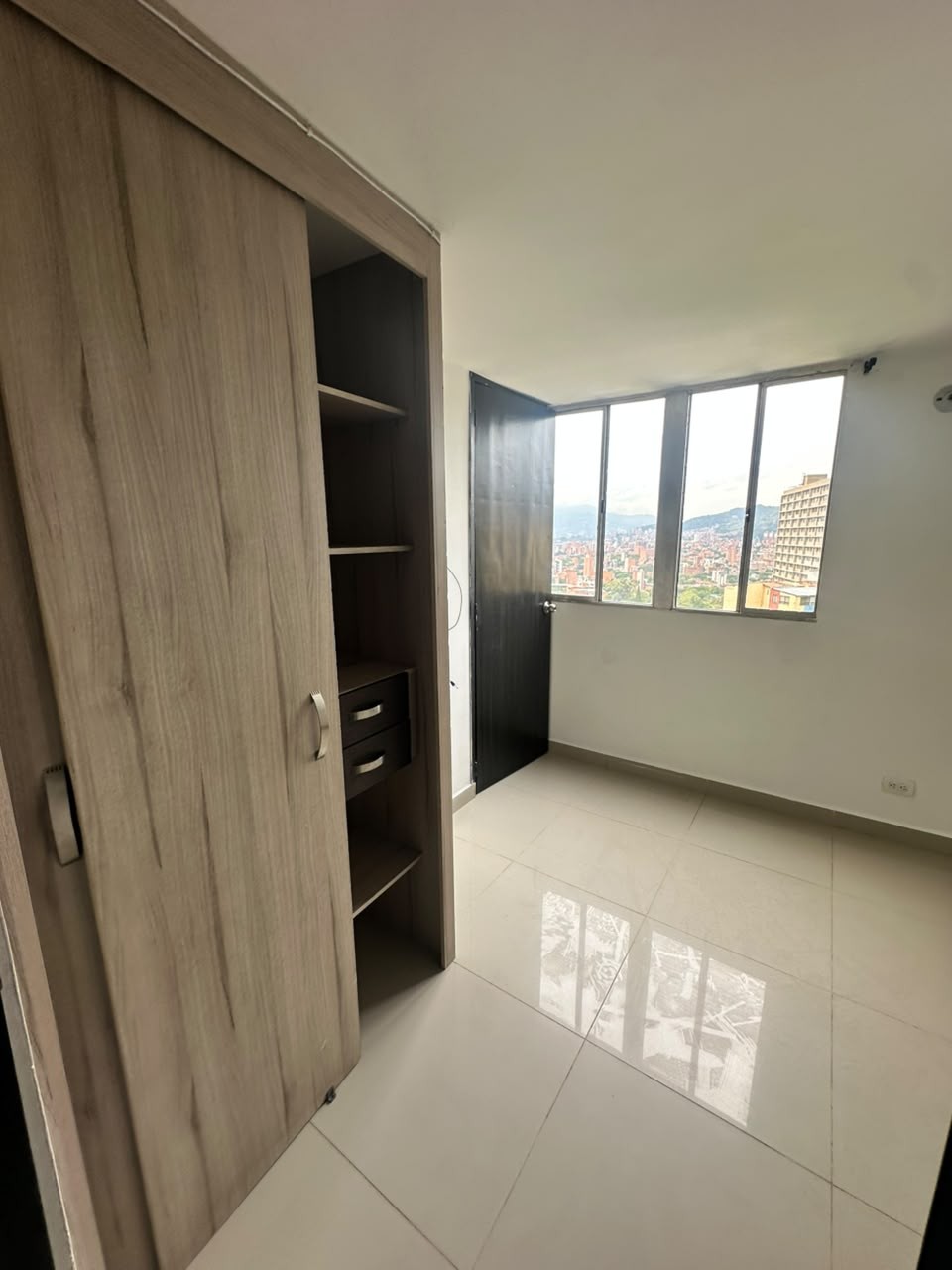 Apartamento en venta en Calasanz, Medellín · foto 7 de 12
