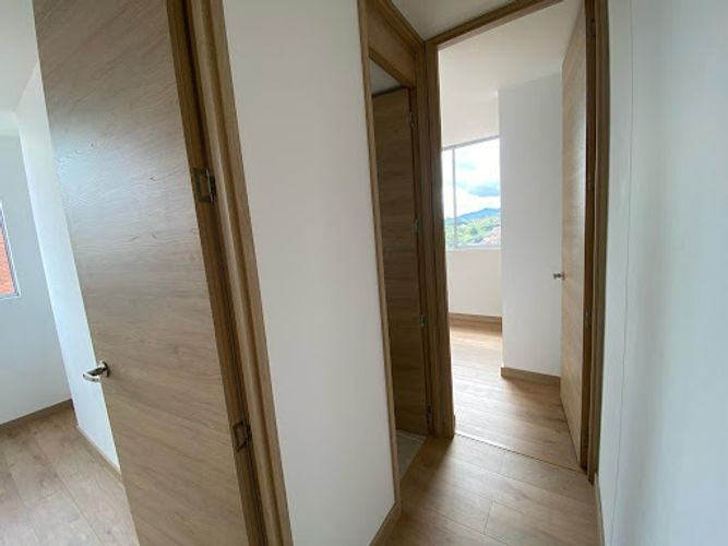 Apartamento de 3 alcobas en venta en El Porvenir, Rionegro, 77 m² · foto 10 de 17