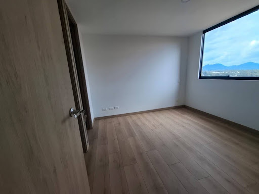 Apartamento en arriendo en Llano Grande, Rionegro · foto 4 de 16