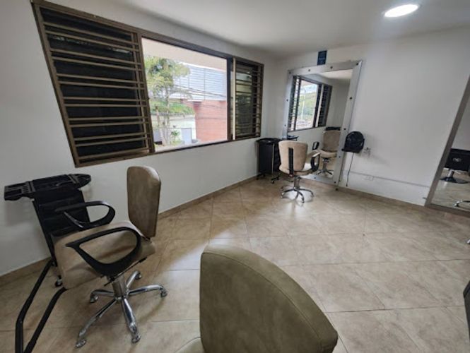 Oficina en arriendo en Bolivariana, Medellín, 68 m² · foto 6 de 13