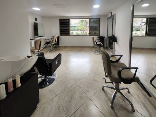 Oficina en arriendo en Bolivariana, Medellín, 68 m² · foto 11 de 13