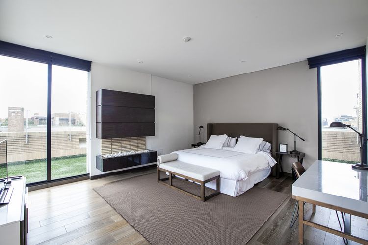 Apartamento de 4 alcobas en arriendo en Chico, Bogotá, 273 m² · foto 8 de 24
