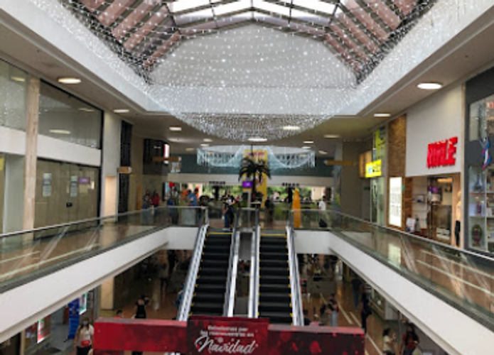 Local en venta en Bolivariana, Medellín, 126 m² · foto 6 de 8