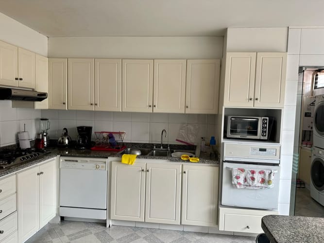 Apartamento de 3 alcobas en venta en Los Rosales, Bogotá, 195 m² · foto 14 de 18