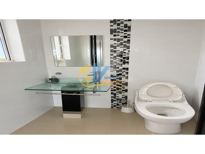 Casa de 9 alcobas en venta en Ruitoque, Piedecuesta, 330 m² · foto 4 de 24