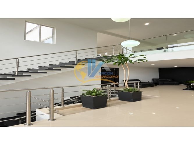 Casa de 9 alcobas en venta en Ruitoque, Piedecuesta, 330 m² · foto 8 de 24