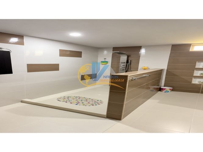 Casa de 9 alcobas en venta en Ruitoque, Piedecuesta, 330 m² · foto 9 de 24