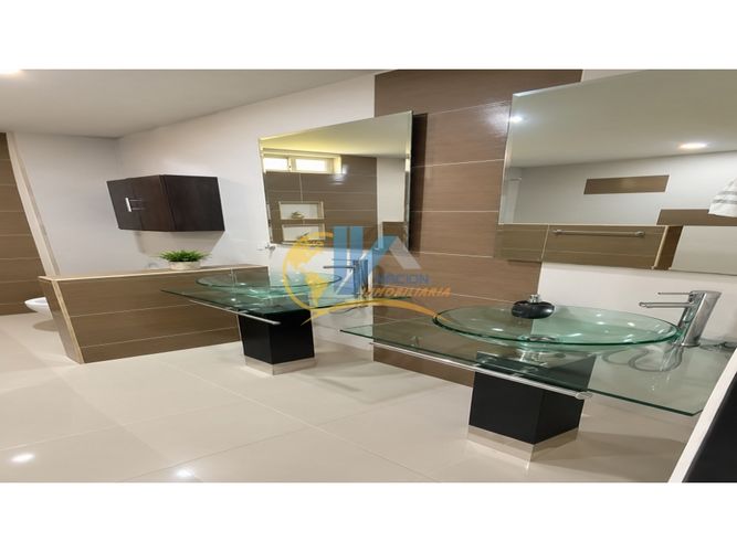 Casa de 9 alcobas en venta en Ruitoque, Piedecuesta, 330 m² · foto 11 de 24