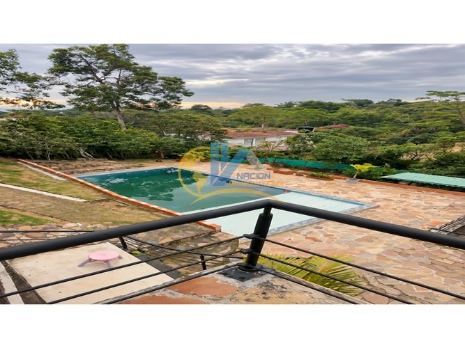 Casa de 9 alcobas en venta en Ruitoque, Piedecuesta, 330 m² · foto 19 de 24