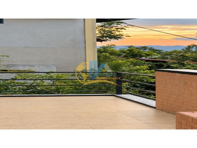 Casa de 9 alcobas en venta en Ruitoque, Piedecuesta, 330 m² · foto 21 de 24