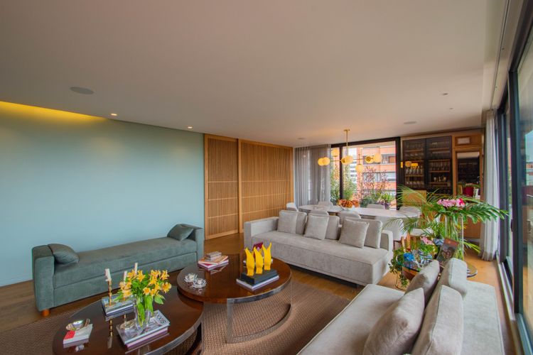 Apartamento de 3 alcobas en venta en La Cabrera, Bogotá, 248 m² · foto 7 de 24