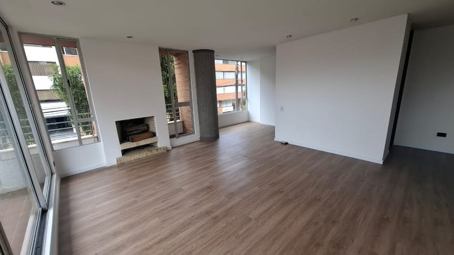 Apartamento de 3 alcobas en venta en San Patricio, Bogotá, 180 m² · foto 6 de 19