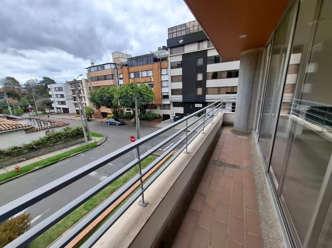 Apartamento de 3 alcobas en venta en San Patricio, Bogotá, 180 m² · foto 7 de 19