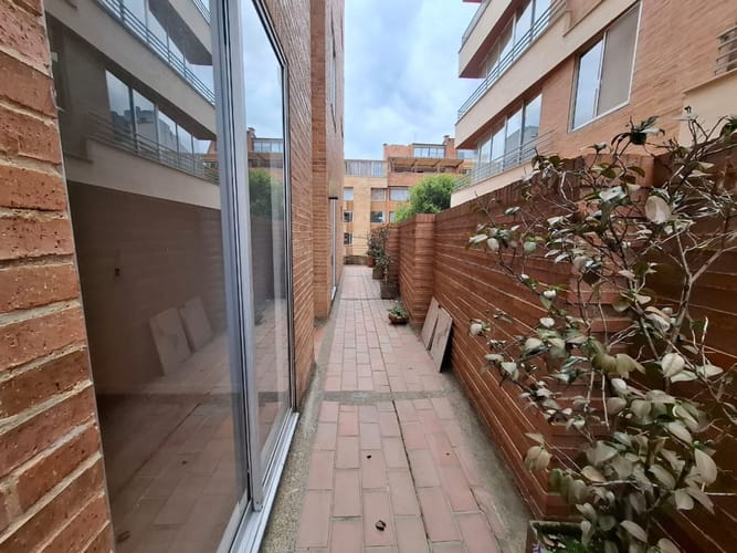 Apartamento de 3 alcobas en venta en San Patricio, Bogotá, 180 m² · foto 18 de 19