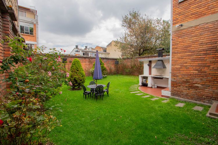 Casa de 5 alcobas en venta en Libertador, Bogotá, 857 m² · foto 9 de 24