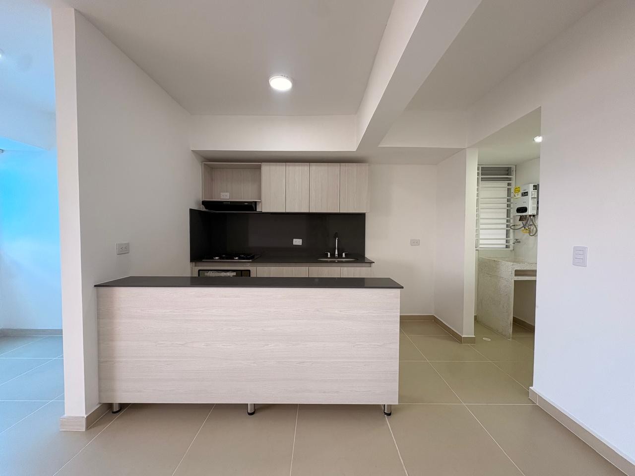 Apartamento en arriendo en Vereda La Doctora, Sabaneta · foto 3 de 14