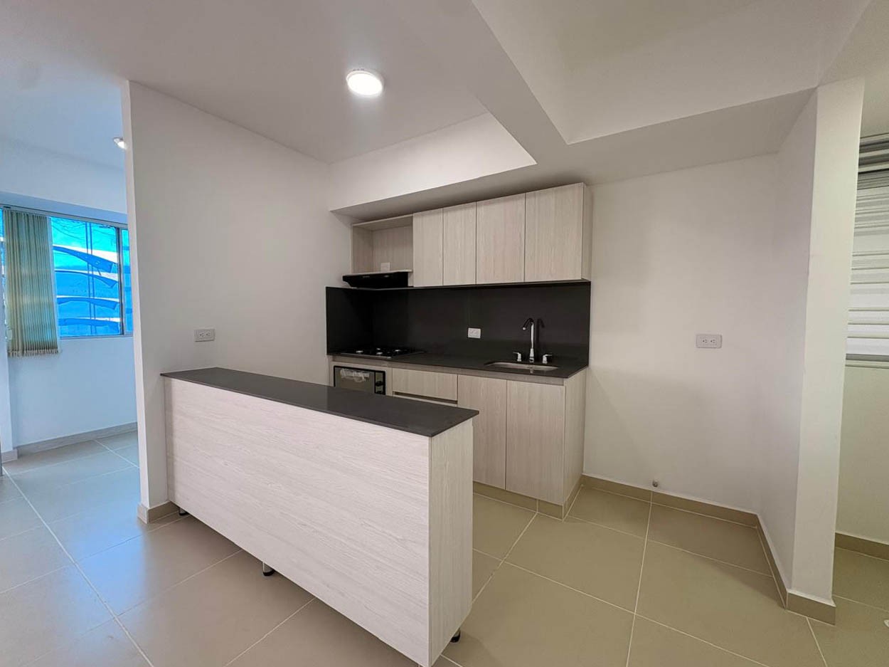 Apartamento en arriendo en Vereda La Doctora, Sabaneta · foto 5 de 14