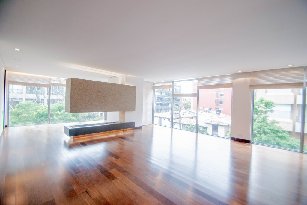 Apartamento en venta en Chico, Bogotá · foto 2 de 24