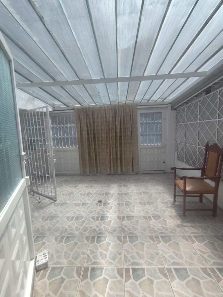 Casa en venta en Barrios Unidos, Bogotá · foto 3 de 23