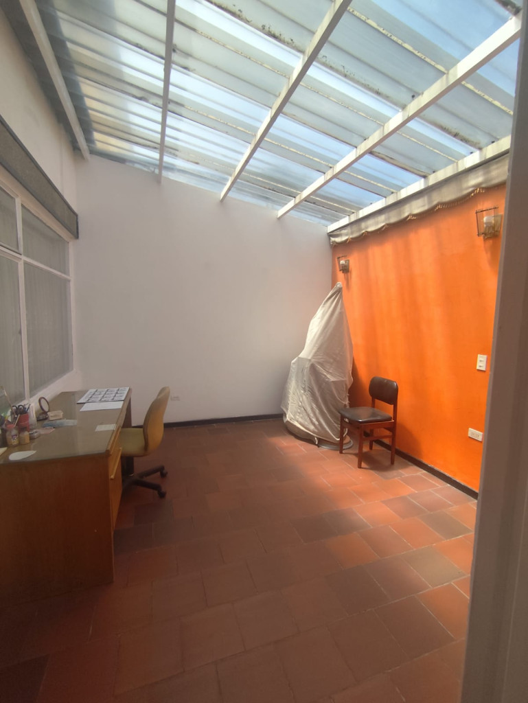 Casa en venta en Barrios Unidos, Bogotá · foto 10 de 23
