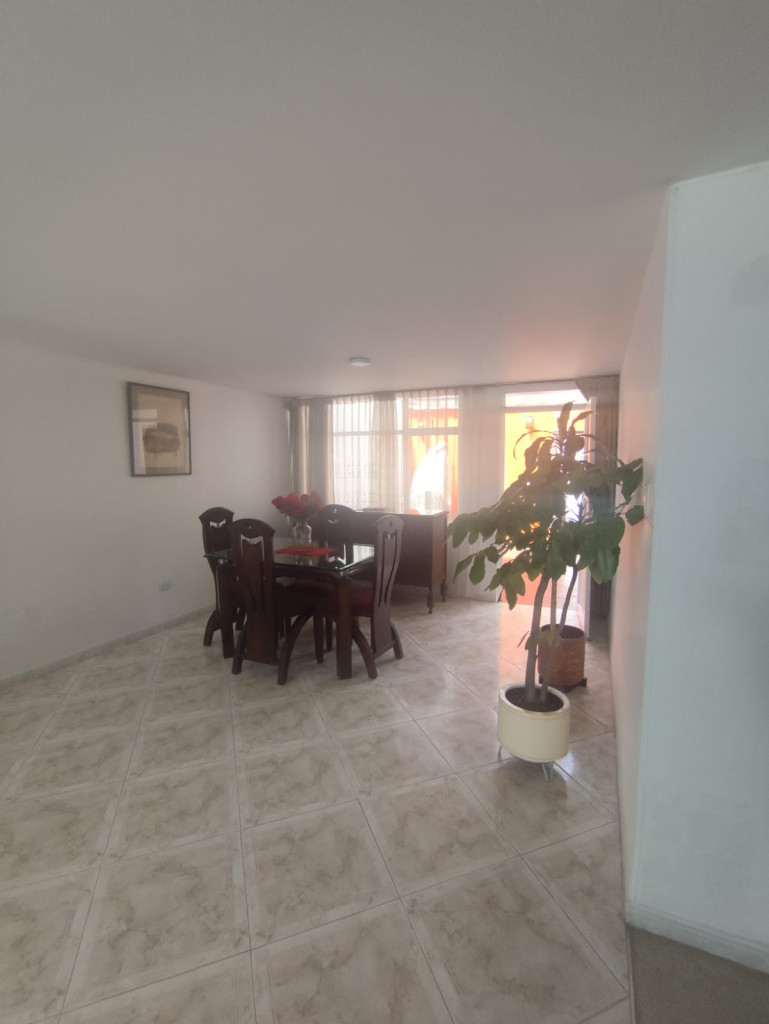 Casa en venta en Barrios Unidos, Bogotá · foto 16 de 23
