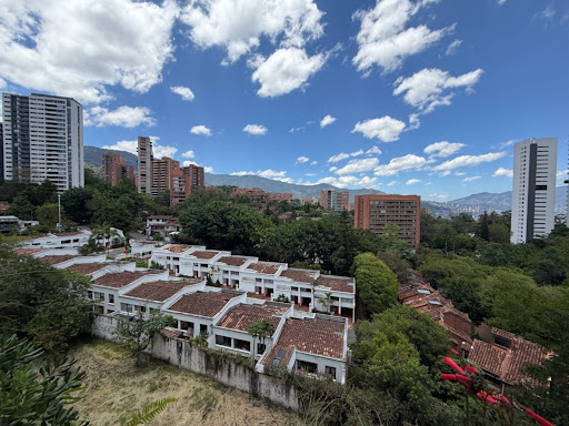 Apartamento en arriendo en San Lucas, Medellín · foto 8 de 9