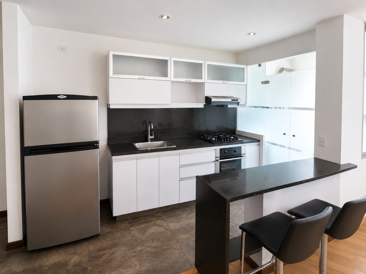 Apartamento en venta en Santa Barbara Occidental, Bogotá · foto 3 de 11