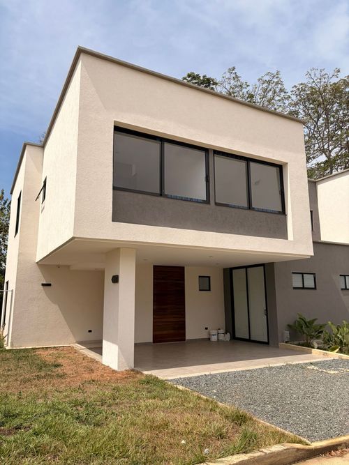 Casa de 3 alcobas en venta en Pance, Cali, 267 m² · foto 3 de 10