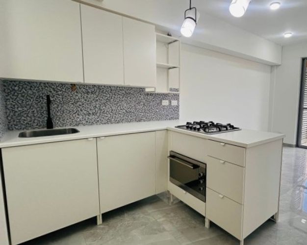 Apartamento de 2 alcobas en venta en Tres Esquinas, Sabaneta, 54 m² · foto 2 de 11