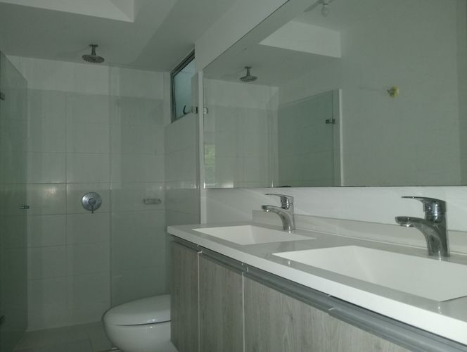 Apartamento de 3 alcobas en venta en Valle Del Lili, Cali, 112 m² · foto 9 de 24
