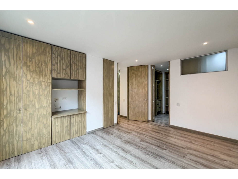 Apartamento en venta en Los Rosales, Bogotá · foto 9 de 11