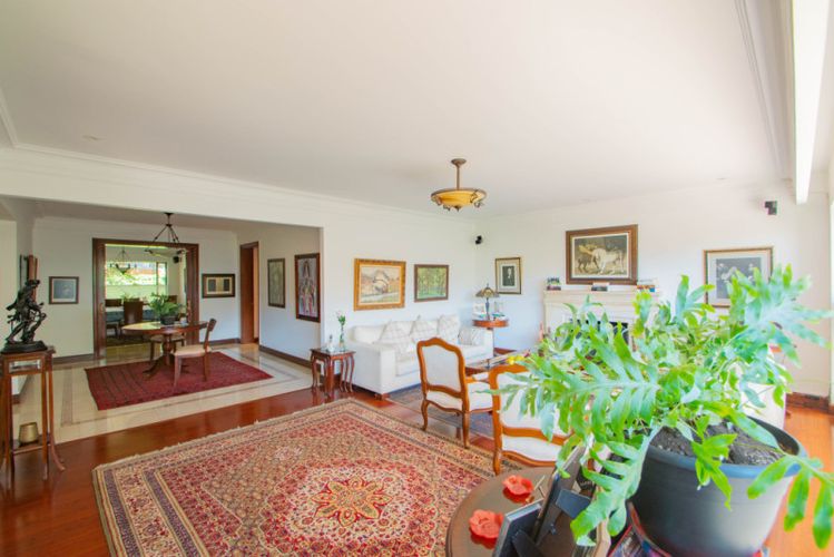 Apartamento de 3 alcobas en venta en Usaquen, Bogotá, 305 m² · foto 12 de 24