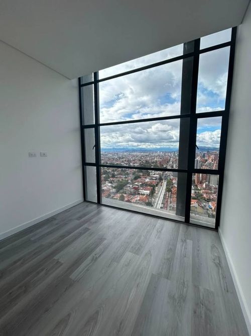 Apartamento de 3 alcobas en venta en Sagrado Corazon, Bogotá, 80 m² · foto 4 de 21