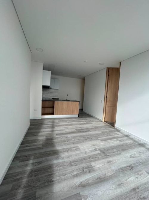 Apartamento de 3 alcobas en venta en Sagrado Corazon, Bogotá, 80 m² · foto 5 de 21