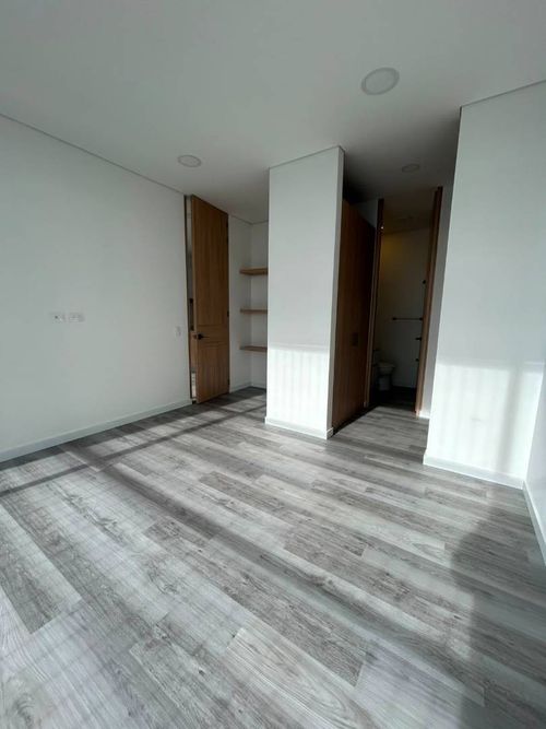 Apartamento de 3 alcobas en venta en Sagrado Corazon, Bogotá, 80 m² · foto 8 de 21