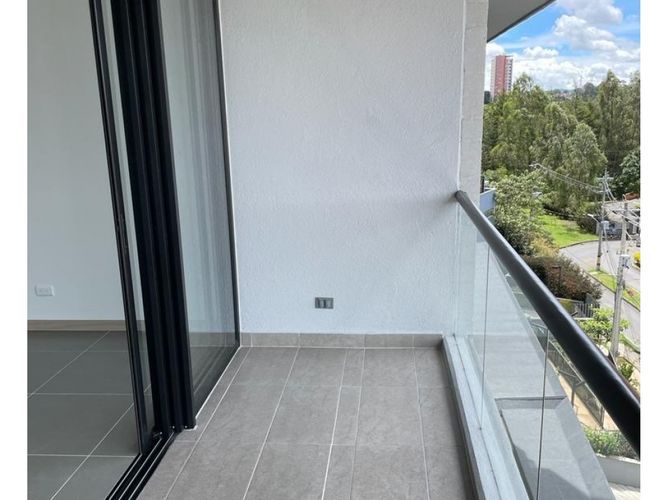 Apartamento de 2 alcobas en venta en El Porvenir, Rionegro, 72 m² · foto 2 de 12