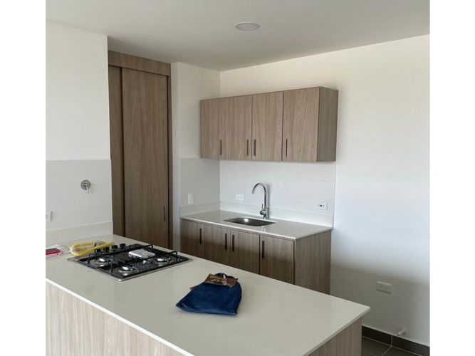 Apartamento de 2 alcobas en venta en El Porvenir, Rionegro, 72 m² · foto 3 de 12