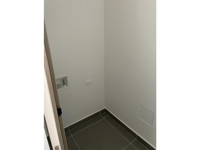 Apartamento de 2 alcobas en venta en El Porvenir, Rionegro, 72 m² · foto 8 de 12