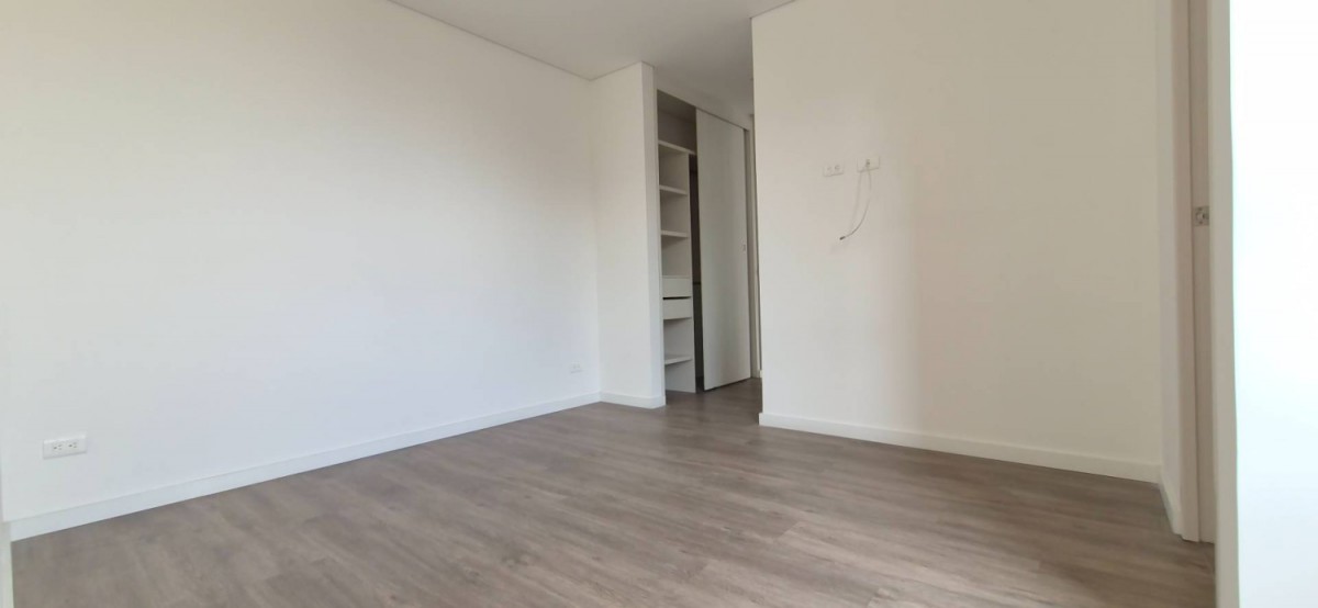 Apartamento en arriendo en Lalinde, Medellín · foto 6 de 19