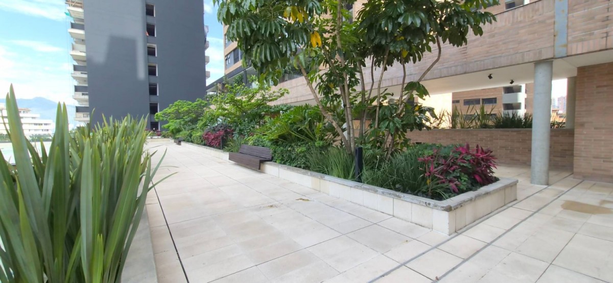 Apartamento en arriendo en Lalinde, Medellín · foto 19 de 19