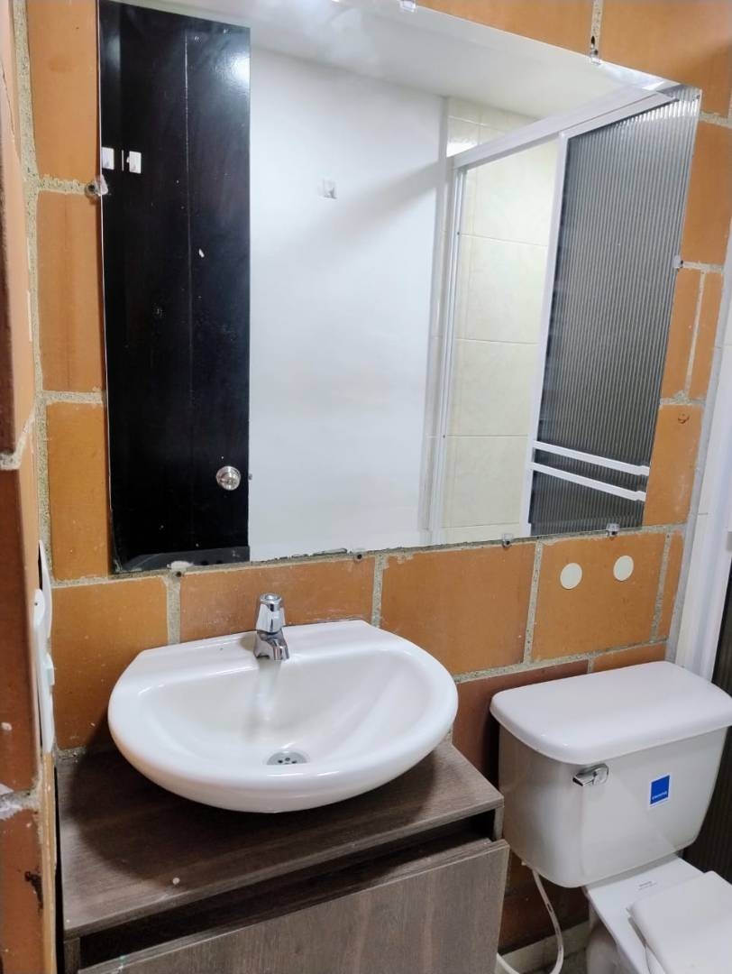 Apartamento en venta en Laureles, Medellín · foto 3 de 15