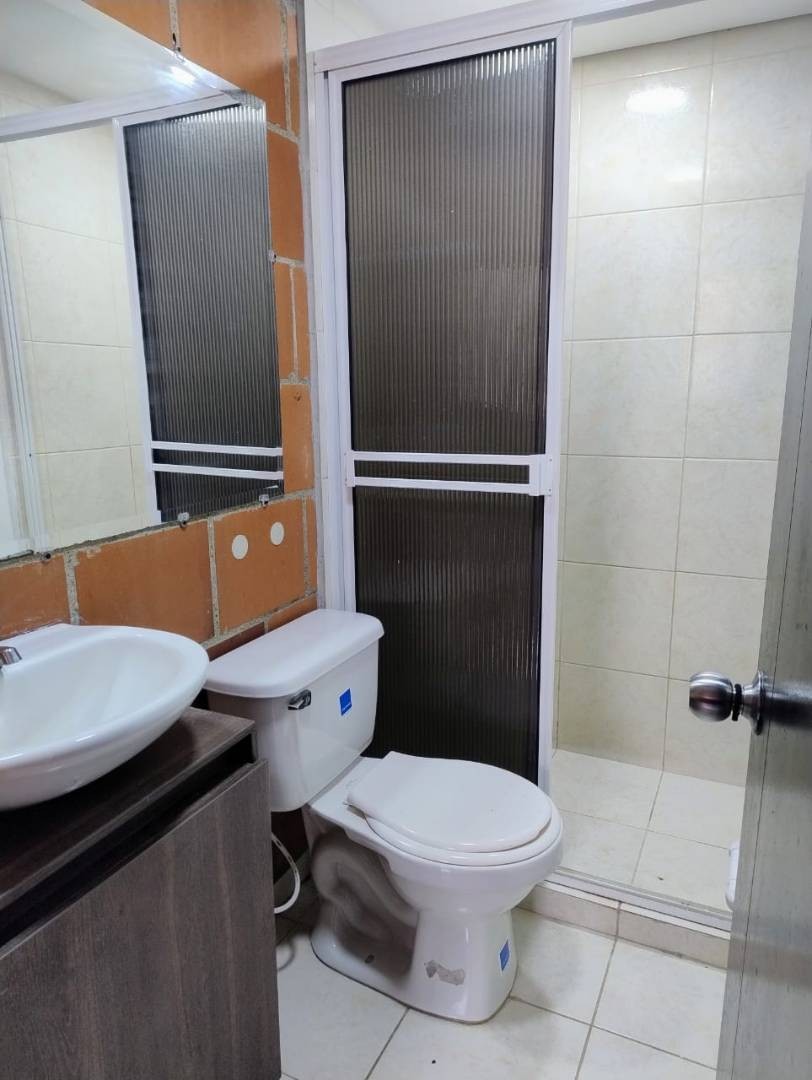 Apartamento en venta en Laureles, Medellín · foto 8 de 15