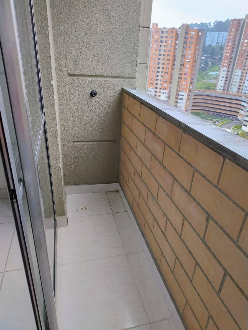 Apartamento en venta en Laureles, Medellín · foto 12 de 15